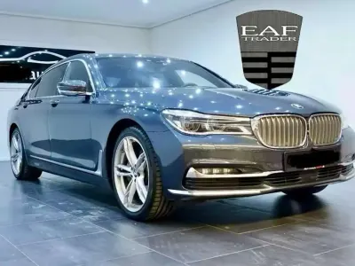 Gebraucht BMW 740L 320 PS (235 kW) 2019 Arktikgrau Limousine