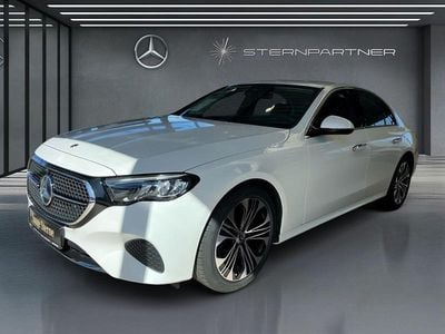 Gebraucht Mercedes E220 Avantgarde 197 PS (144 kW) 2025 Weiß Limousine