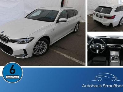 Gebraucht BMW 330e M Sport 292 PS (214 kW) 2023 Weißkeine angabe Kombi