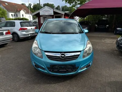 Używany Opel Corsa Edition 87 KM (63 kW) 2010 Niebieski Hatchback