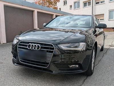 Schwarz Gebraucht 2015 Audi A4 Ambiente Kombi | 13.000 € (Guter Preis)