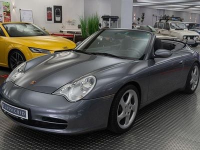 Porsche 911 Carrera 4 Cabriolet