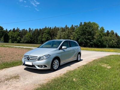 Mercedes B180