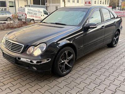 Gebraucht Mercedes C200 122 PS (89 kW) 2004 Schwarz Limousine
