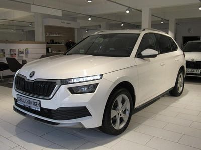 Weiß Gebraucht 2022 Skoda Kamiq Style SUV | 19.650 € (Fairer Preis)