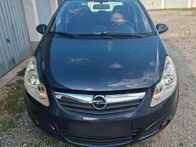 Begagnad Opel Corsa 80 HK (58 kW) 2007 Blå Halvkombi
