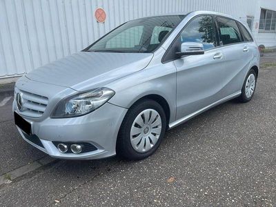 Mercedes B220