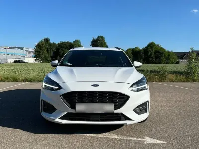 Gebraucht Ford Focus ST-Line 150 PS (110 kW) 2019 Weiß Kombi
