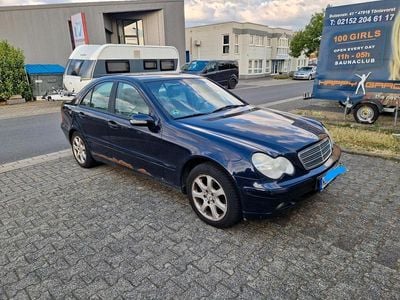 Mercedes C180