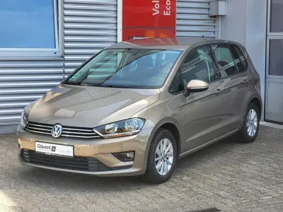 Gebraucht VW Golf Sportsvan Comfortline 110 PS (80 kW) 2017 Beige Van / Kleinbus