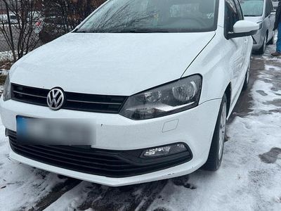 Gebraucht VW Polo 75 PS (55 kW) 2014 Weiß Kleinwagen