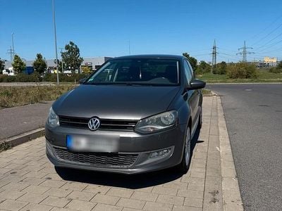 Gebraucht VW Polo Comfortline 86 PS (63 kW) 2010 Grau Kleinwagen
