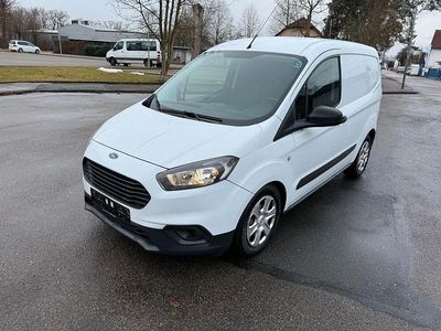 Gebraucht Ford Transit Courier Trend 75 PS (55 kW) 2019 Weiß Van