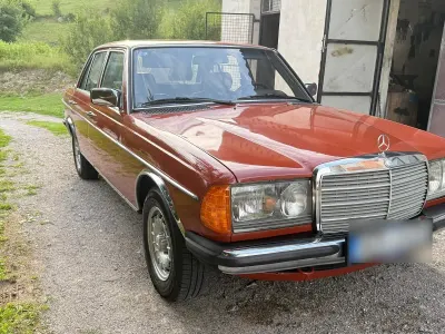 Gebraucht Mercedes 240 64 PS (47 kW) 1983 Andere farben Limousine