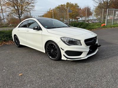 Mercedes CLA200