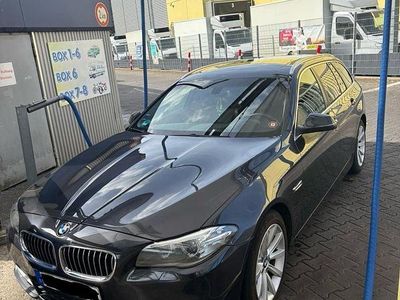 Grau Gebraucht 2013 BMW 520 Luxury Line Kombi | 11.600 € (Teuer)