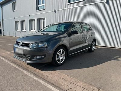Gebraucht VW Polo 90 PS (66 kW) 2011 Grau Kleinwagen