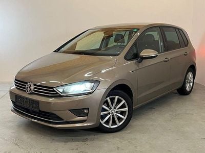 Gebraucht VW Golf Sportsvan R 110 PS (80 kW) 2015 Gold Van / Kleinbus