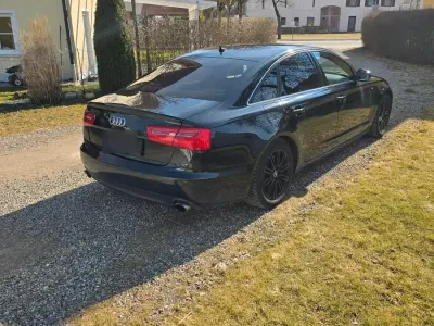 Gebraucht Audi A6 180 PS (132 kW) 2012 Schwarz Limousine