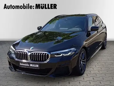 Gebraucht BMW 520 M Sport 190 PS (139 kW) 2022 Schwarz Kombi