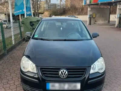 Gebraucht VW Polo 60 PS (44 kW) 2009 Schwarz Kleinwagen