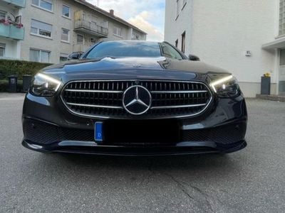 Mercedes E200
