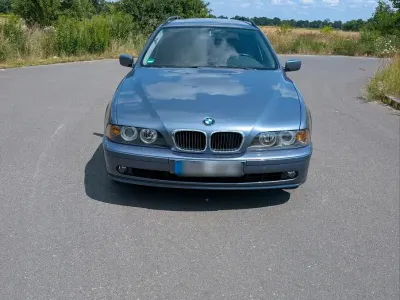 Gebraucht BMW 525 192 PS (141 kW) 2001 Blau Kombi