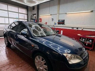 Gebraucht Ford Mondeo 131 PS (96 kW) 2003 Andere farben Limousine