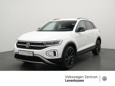 Second-hand VW T-Roc Style 150 CP (110 kW) 2022 Negru SUV