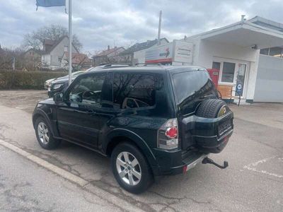 gebraucht Mitsubishi Pajero 3.2 DI-D Intense**KLIMA**AHK**TEIL-LEDER*