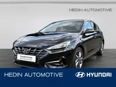 Gebraucht Hyundai i30 Trend 120 PS (88 kW) 2023 Schwarz Limousine