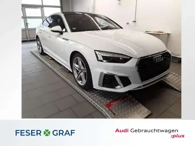 Gebraucht Audi A5 Sportback Comfort 265 PS (194 kW) 2022 Gletscherweiß metallic Kleinwagen