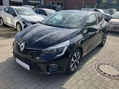 Gebraucht Renault Clio V Evolution 91 PS (66 kW) 2023 Blackpearl schwarz Limousine