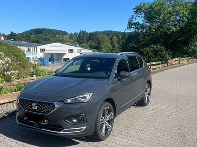Grau Gebraucht 2020 Seat Tarraco 4Drive SUV | 23.999 € (Guter Preis)