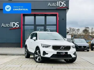 Gebraucht Volvo XC40 Core 129 PS (94 kW) 2022 Weiß SUV