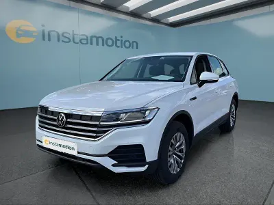 Gebraucht VW Touareg 231 PS (169 kW) 2022 Weiß SUV