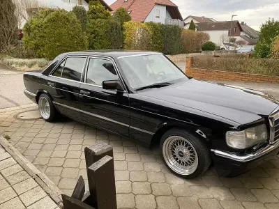 Gebraucht Mercedes S420 224 PS (164 kW) 1987 Schwarz Limousine