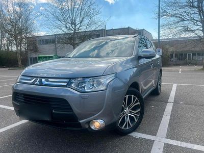 Gebraucht Mitsubishi Outlander 235 PS (172 kW) 2014 Grau SUV