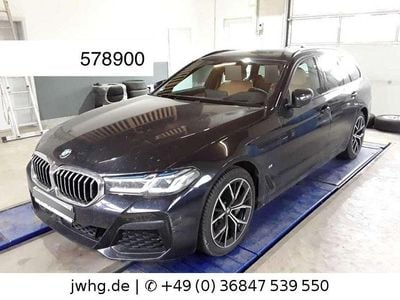 Carbonschwarz metallic Gebraucht 2022 BMW 540 M Sport Kombi | 44.890 € (Guter Preis)