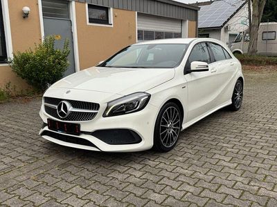 Weiß Gebraucht 2018 Mercedes A180 AMG line Limousine | 16.500 € (Fairer Preis)
