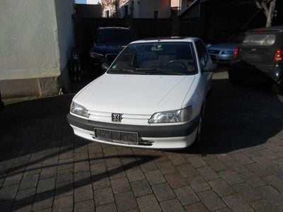 Peugeot 306
