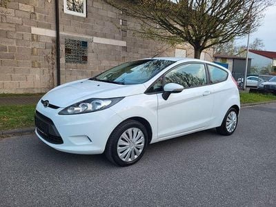 Gebraucht Ford Fiesta Trend 60 PS (44 kW) 2011 Weiß Kleinwagen