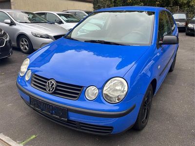 Gebraucht VW Polo 64 PS (47 kW) 2003 Blau Kleinwagen