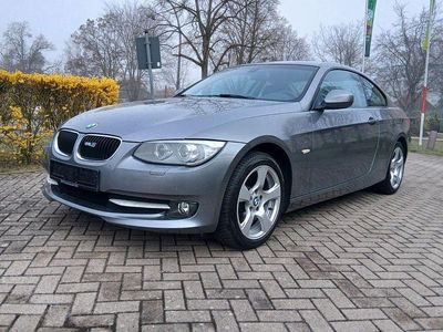 Gebraucht BMW 320 Comfort Edition 170 PS (125 kW) 2011 Grau Coupé