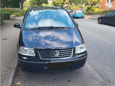 Gebraucht VW Sharan Exclusive 140 PS (102 kW) 2010 Schwarz Van / Kleinbus