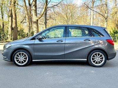 Second-hand Mercedes B200 156 CP (114 kW) 2013 Gri Monovolum