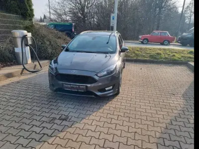 Używany Ford Focus ST-Line 182 KM (133 kW) 2018 Szary Kombi