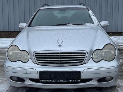 Silber Gebraucht 2001 Mercedes C270 Kombi | 1.999 €