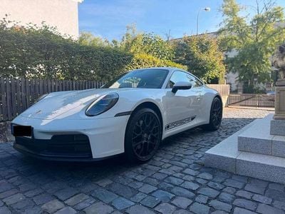 Gebraucht Porsche 911 Carrera 394 PS (289 kW) 2024 Weiß Coupé