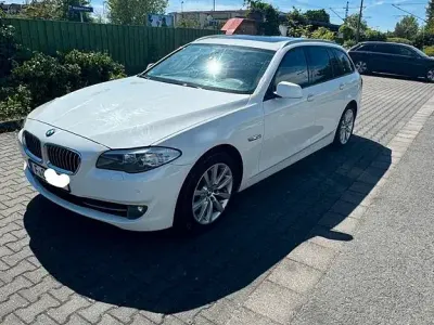 Gebraucht BMW 520 184 PS (135 kW) 2011 Weiß Kombi